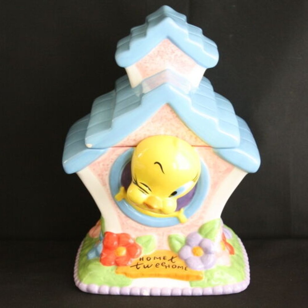 Warner Bros. Looney Tunes Tweety Bird Cookie Jar